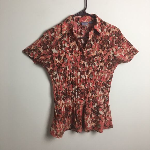 Laura Scott Button Down Ribbed Floral Shirt - Picture 3 of 12